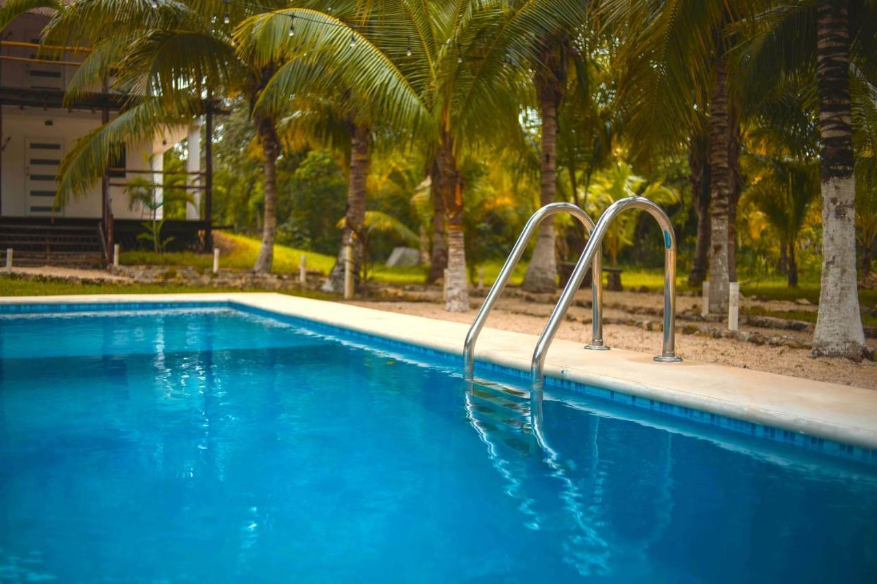 Royal Palm Bacalar Cabanas & Lagoon Club エクステリア 写真